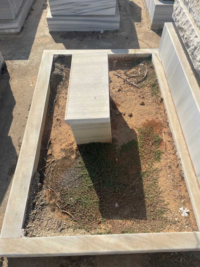 קברו של 1 0. תמונה 2