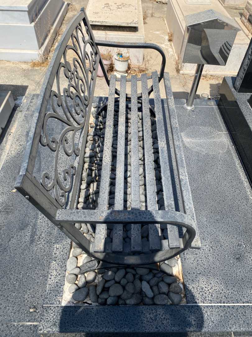 קברו של 1 0. תמונה 2