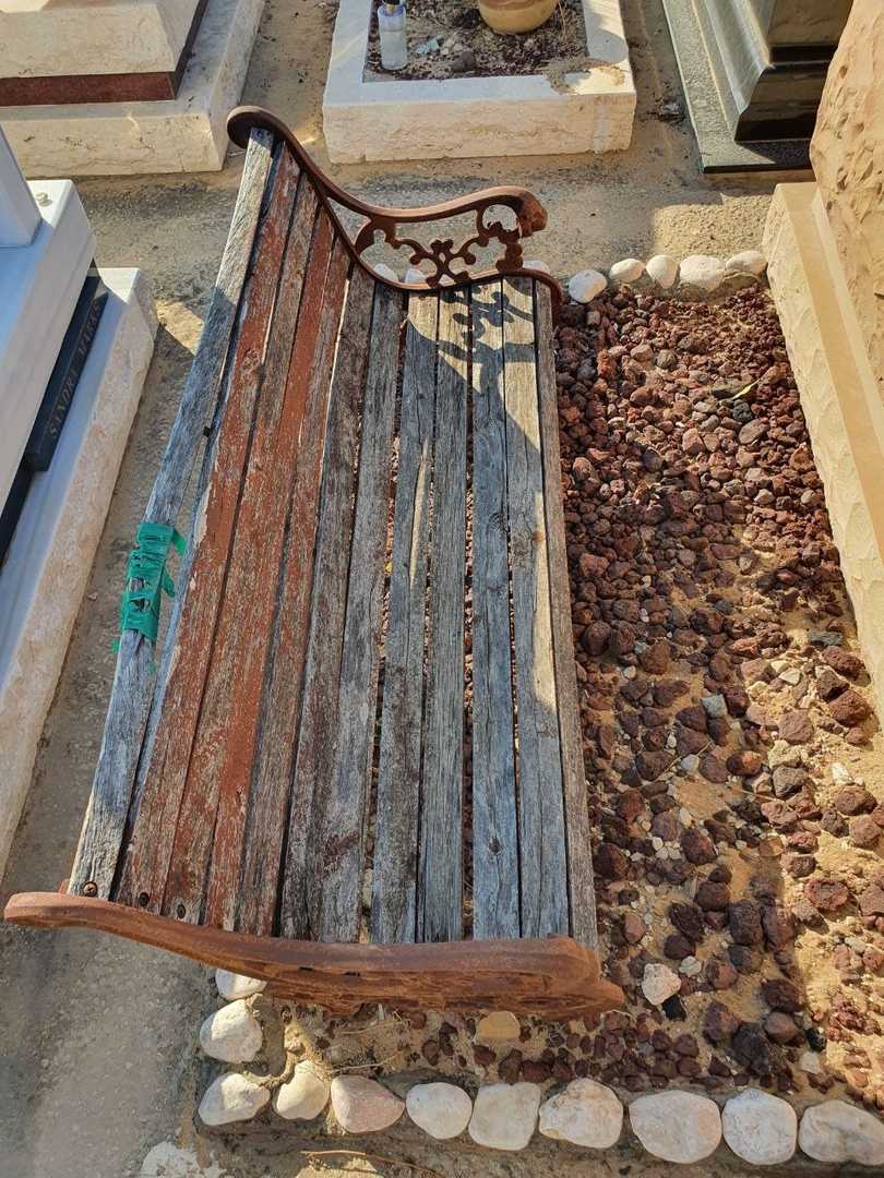 קברו של 1 0. תמונה 1