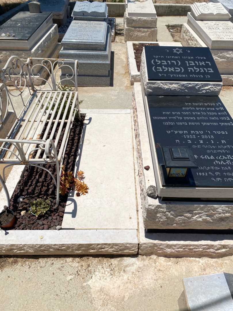 קברו של 1 0. תמונה 1